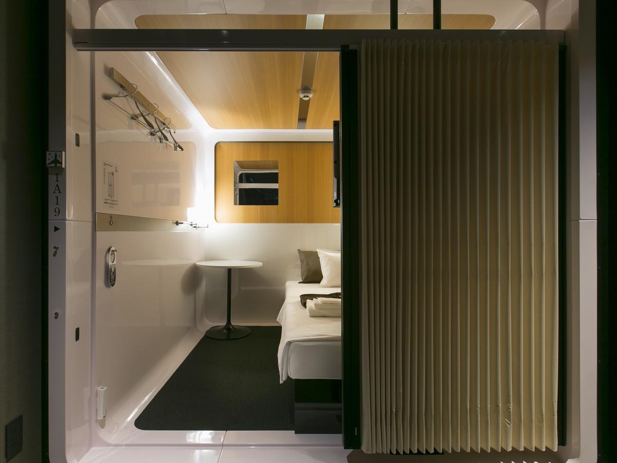 First Cabin Nishiazabu Tokyo Bagian luar foto