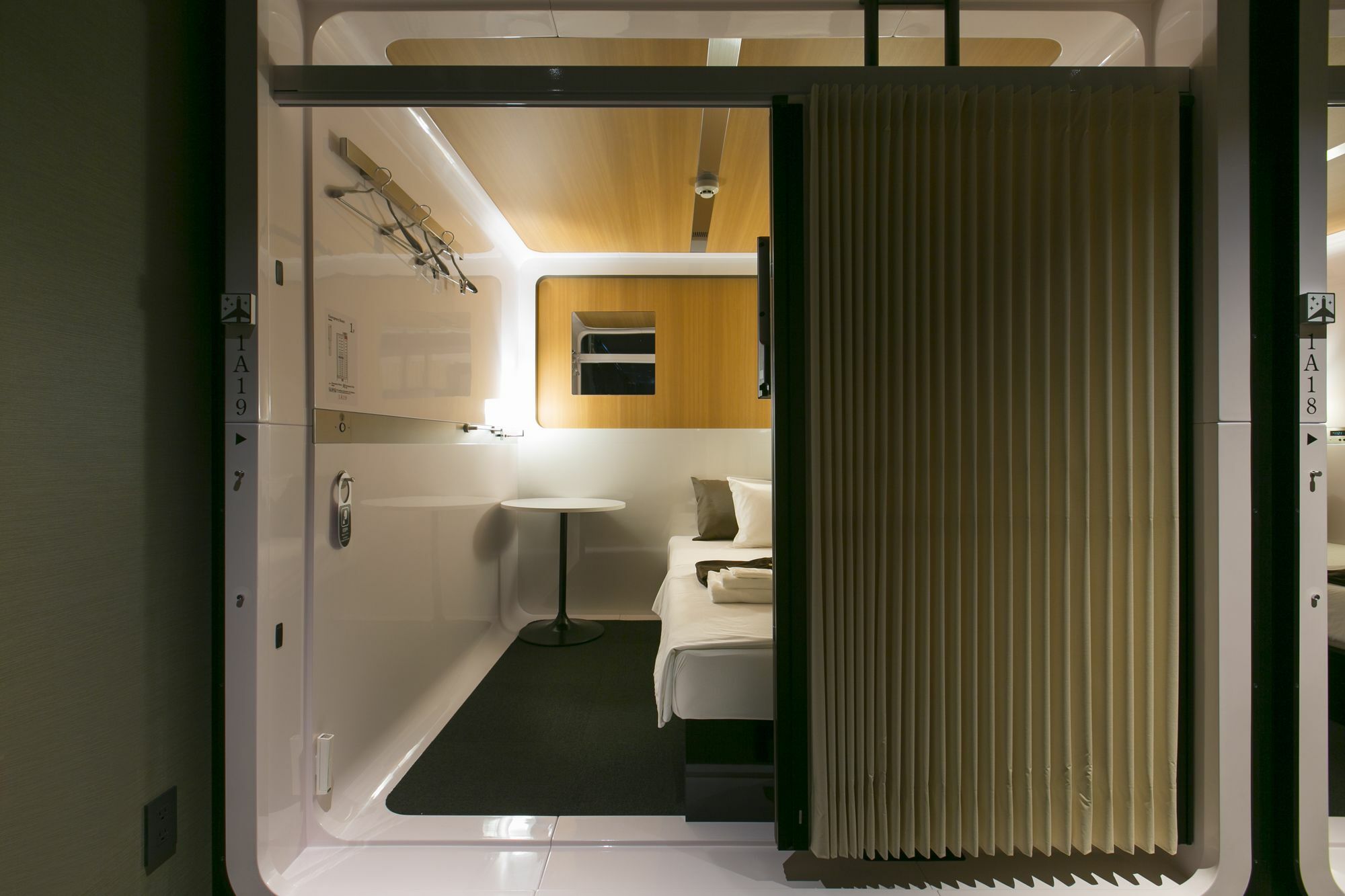 First Cabin Nishiazabu Tokyo Bagian luar foto